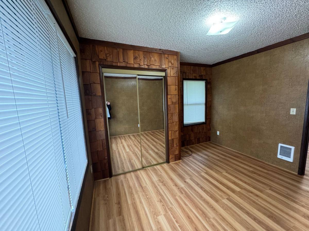 Apartment for rent at 164 NE Douglas St, Toledo, OR 97391