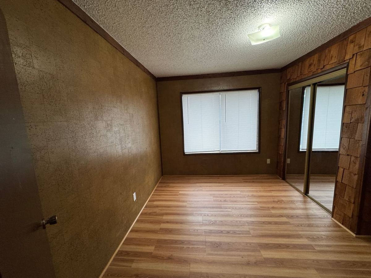 Apartment for rent at 164 NE Douglas St, Toledo, OR 97391