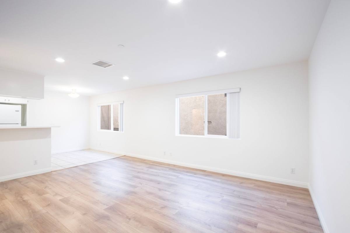 Townhouse for rent at 3644 Keystone Ave, Los Angeles, CA 90034