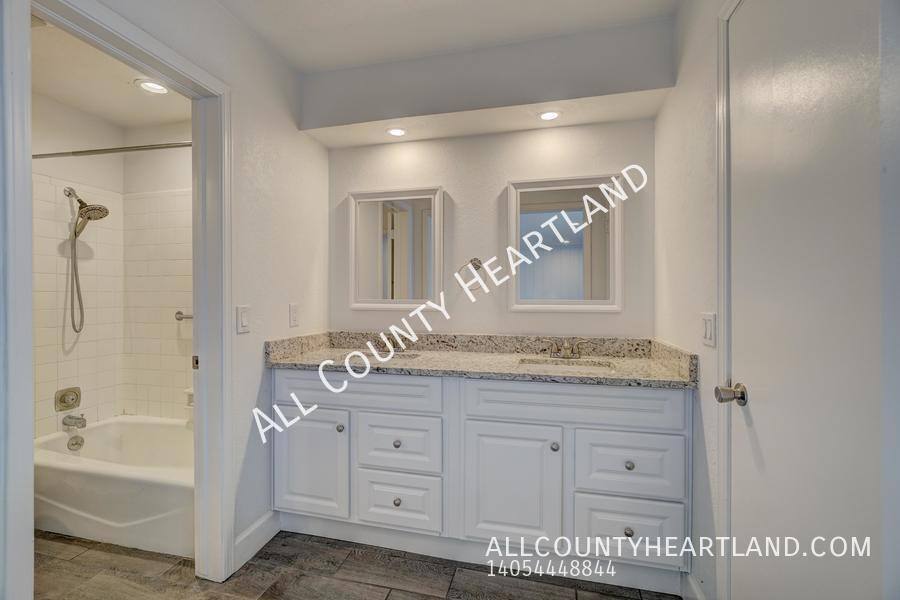 Apartment for rent at 2030 Three Stars Rd, Edmond, OK 73034