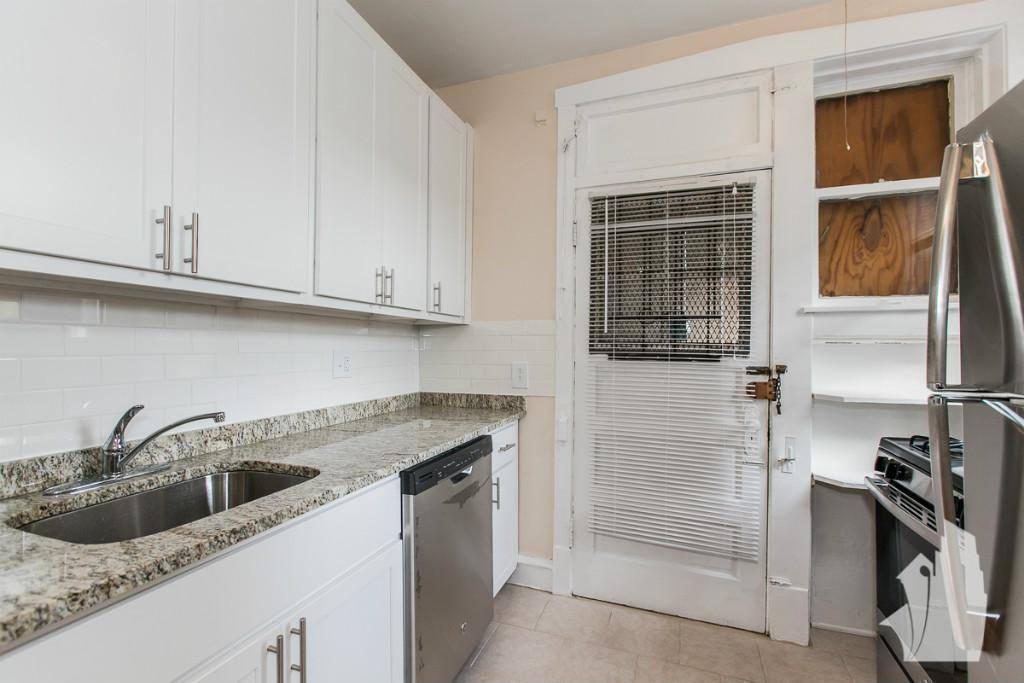 Apartment for rent at 6388 W Arlington Place #52, Chicago, IL 60614