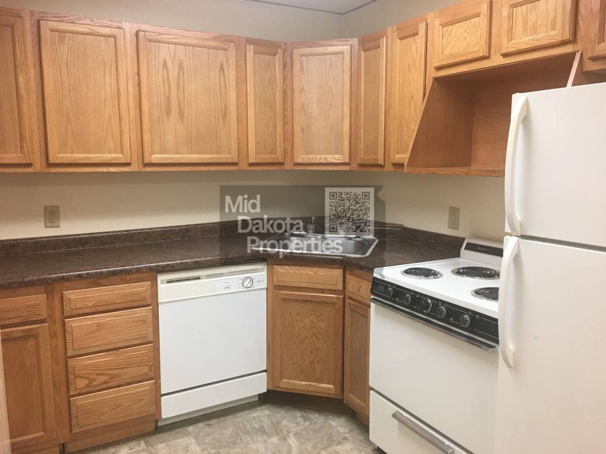 Apartment for rent at 112, 114, 116 120 E, Mitchell, SD 57301