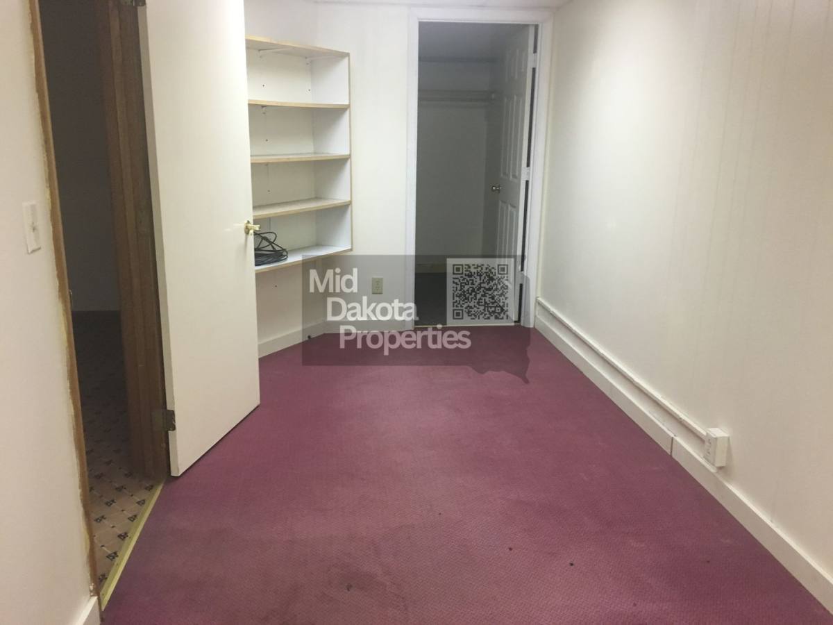Apartment for rent at 112, 114, 116 120 E, Mitchell, SD 57301