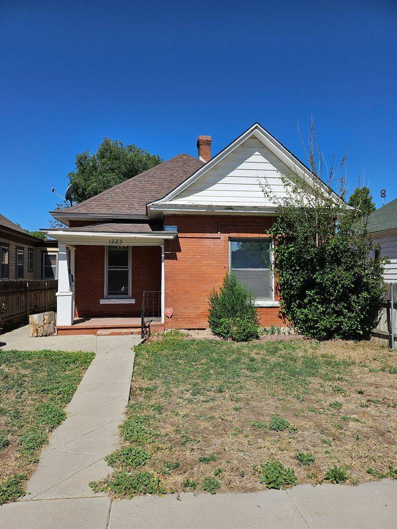 House for rent at 1223 Claremont Ave, Pueblo, CO 81004