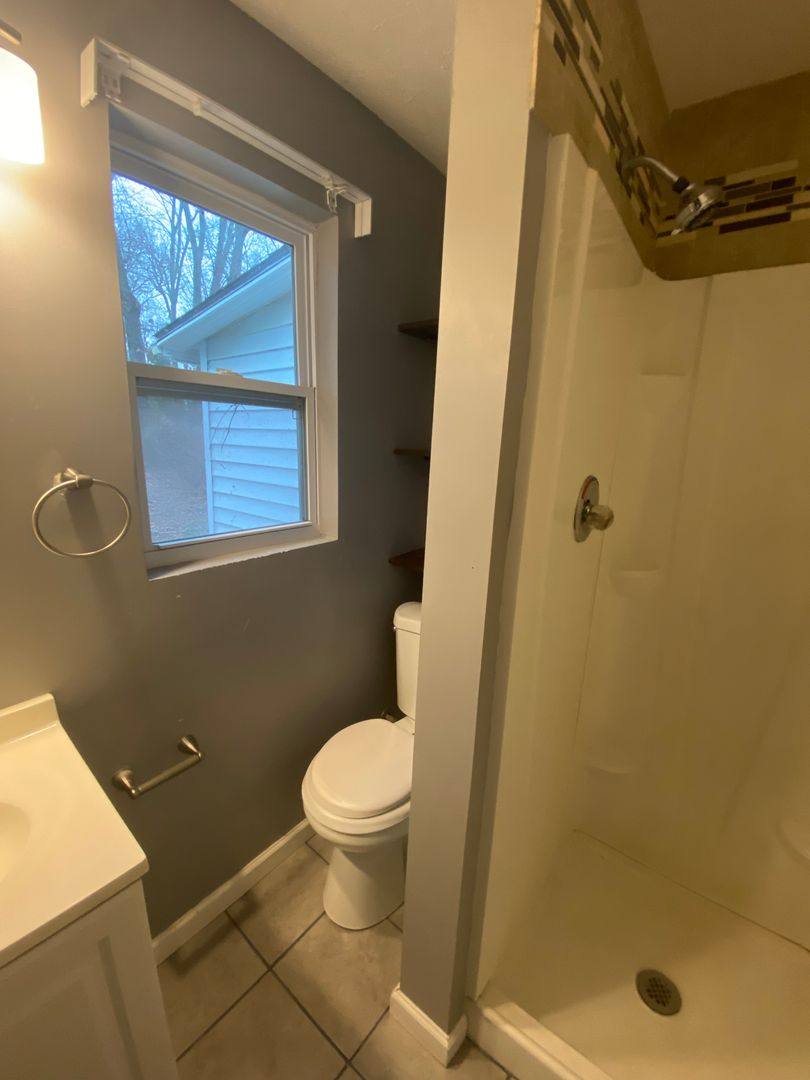 House for rent at 5518 N Broadway St, Knoxville, TN 37918