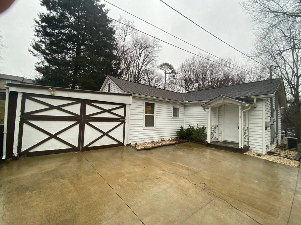 House for rent at 5518 N Broadway St, Knoxville, TN 37918