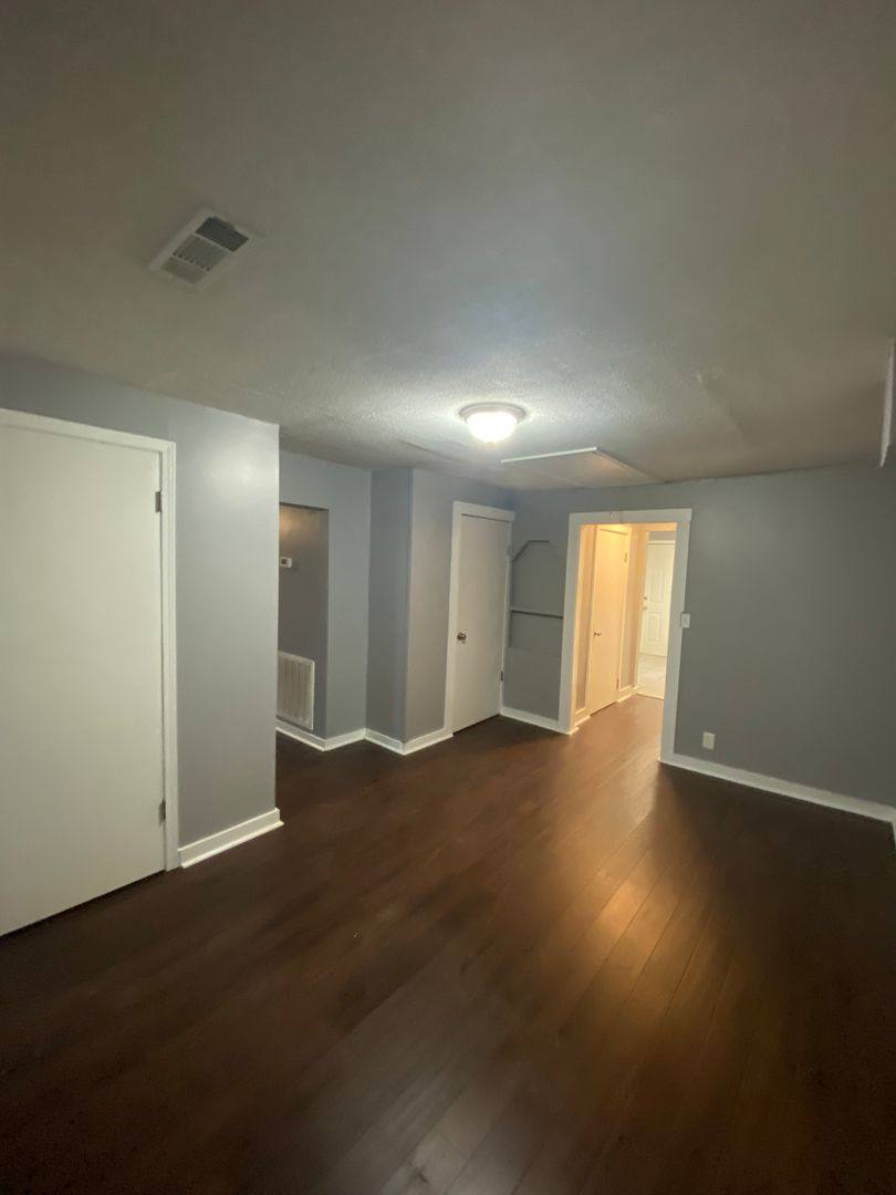 House for rent at 5518 N Broadway St, Knoxville, TN 37918