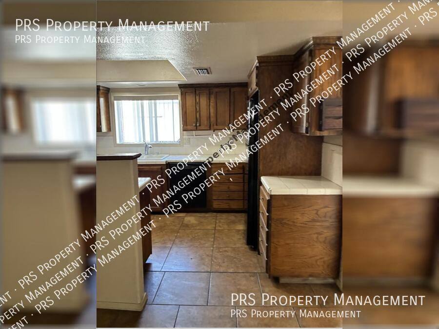 House for rent at 1853 E Gemini Dr, Tempe, AZ 85283