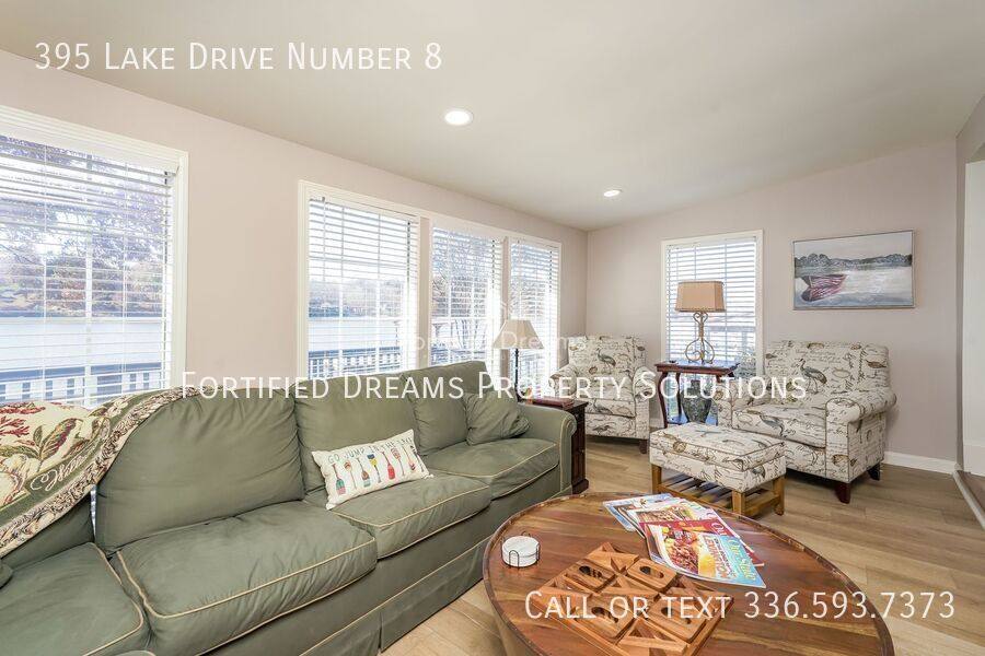 Apartment for rent at 395 Lake Dr Number #8, Lexington, NC 27292