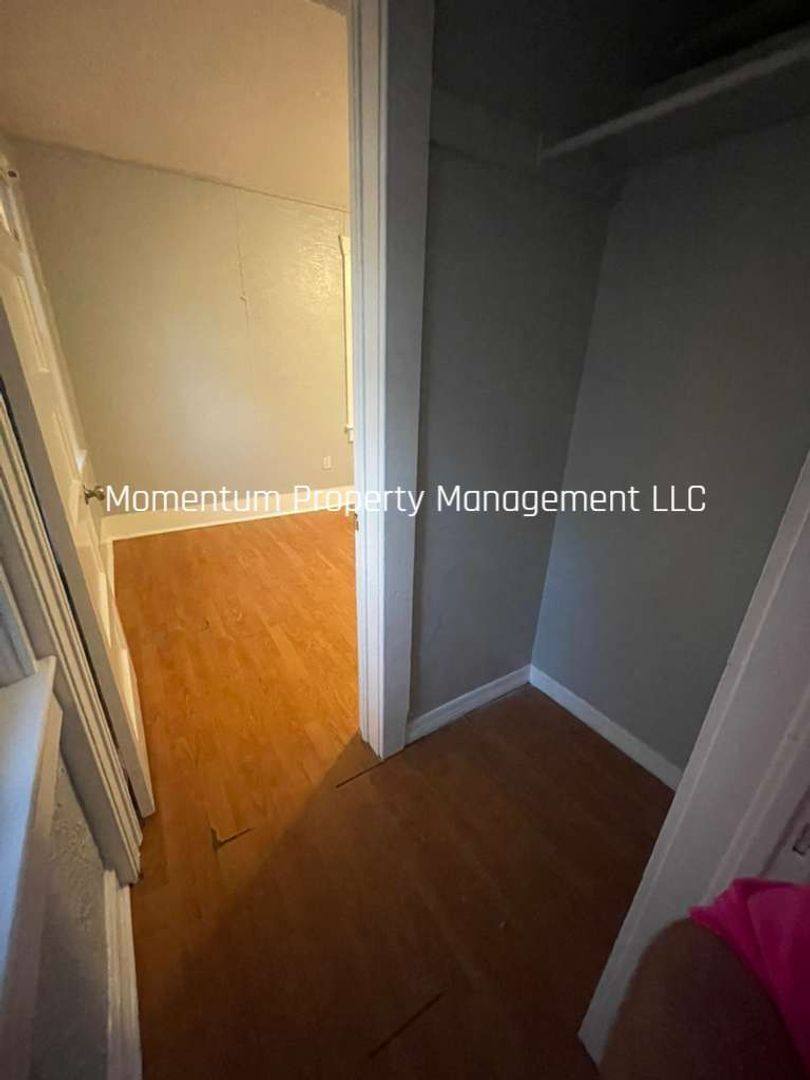 Apartment for rent at 8406 N Brooks, Tampa, FL 33604