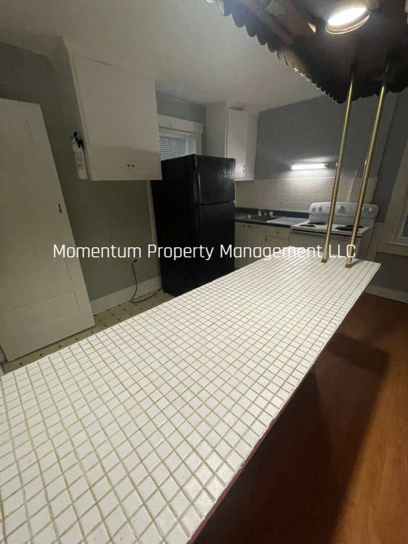 Apartment for rent at 8406 N Brooks, Tampa, FL 33604