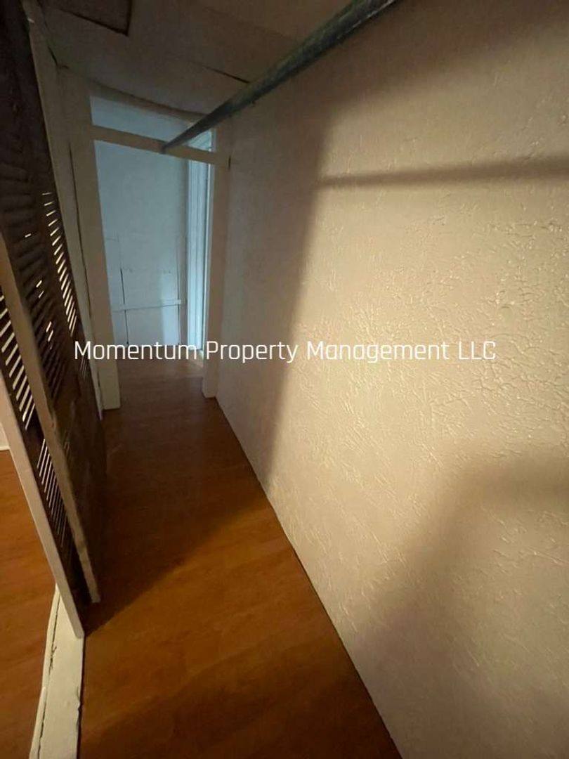 Apartment for rent at 8406 N Brooks, Tampa, FL 33604