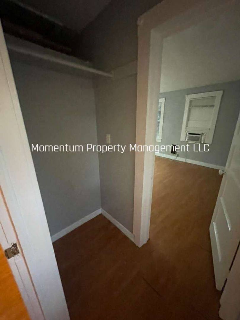 Apartment for rent at 8406 N Brooks, Tampa, FL 33604