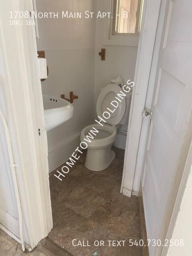 Apartment for rent at 1708 N Main St #B, Danville, VA 24540