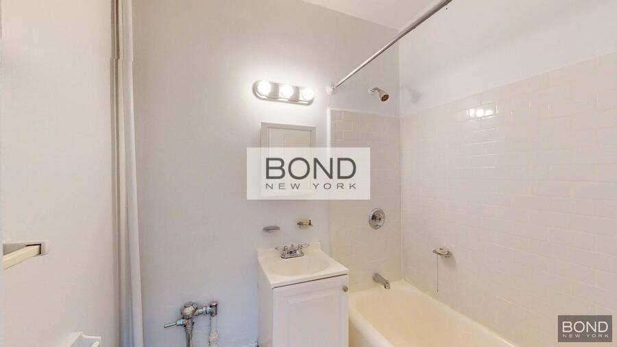 Apartment for rent at 401 E 58th St #A12, New York, NY 10022