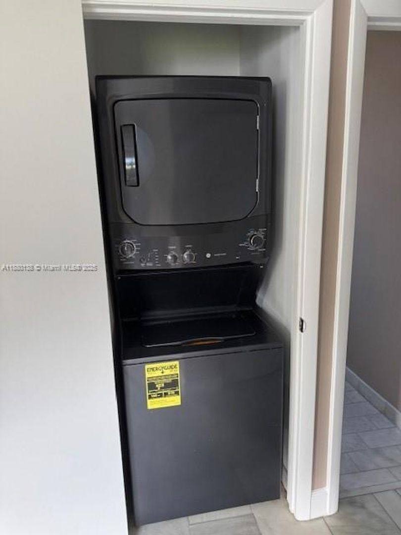 House for rent at 200 NE 44th St, Miami, FL 33137