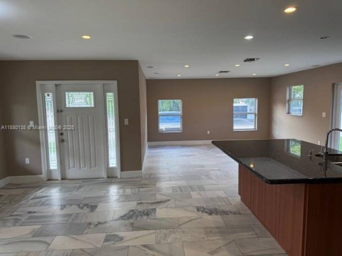 House for rent at 200 NE 44th St, Miami, FL 33137