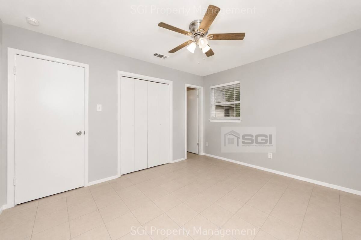 House for rent at 4709 Fair Park Blvd, Fort Worth, TX 76115