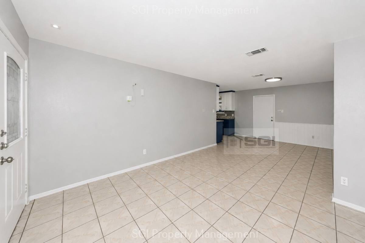 House for rent at 4709 Fair Park Blvd, Fort Worth, TX 76115
