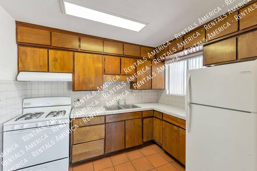 Apartment for rent at 947 N Alvernon Way #11, Tucson, AZ 85711