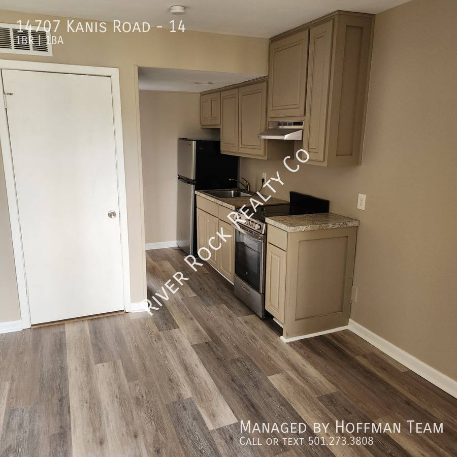 Apartment for rent at 14707 Kanis Rd #14, Little Rock, AR 72223