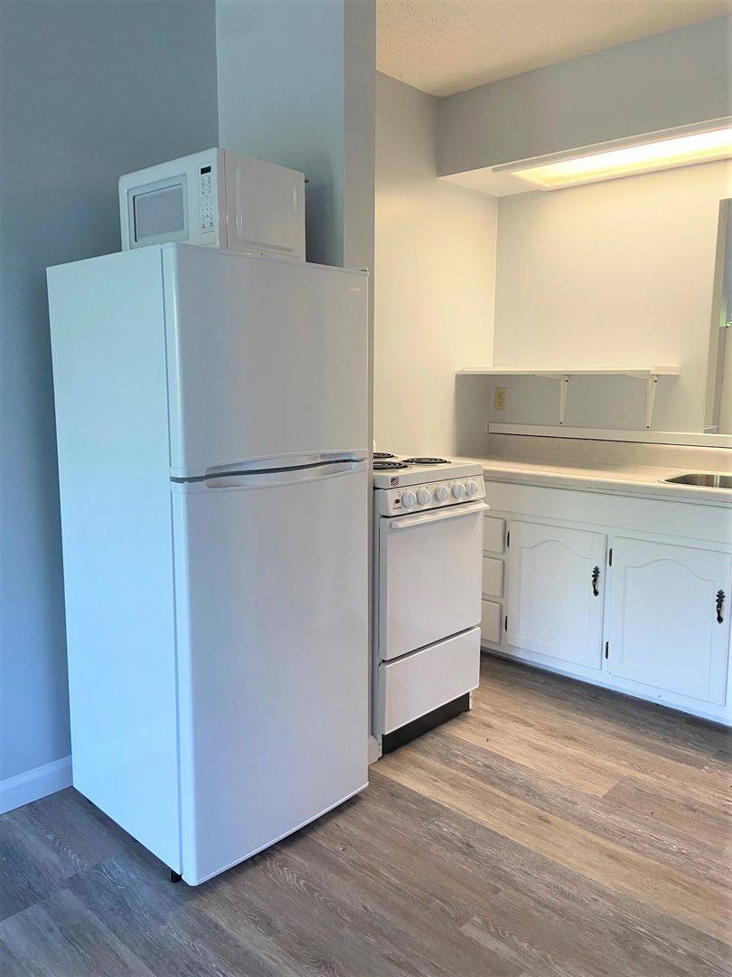 Apartment for rent at 10000 Historic Highway 165, Hollister, MO 65672