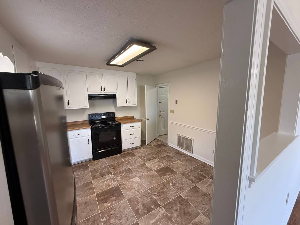House for rent at 1272 Aiken Rd, Bogart, GA 30622