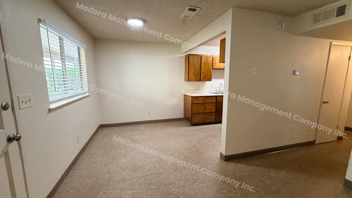 Apartment for rent at 212 N C St, Madera, CA 93638