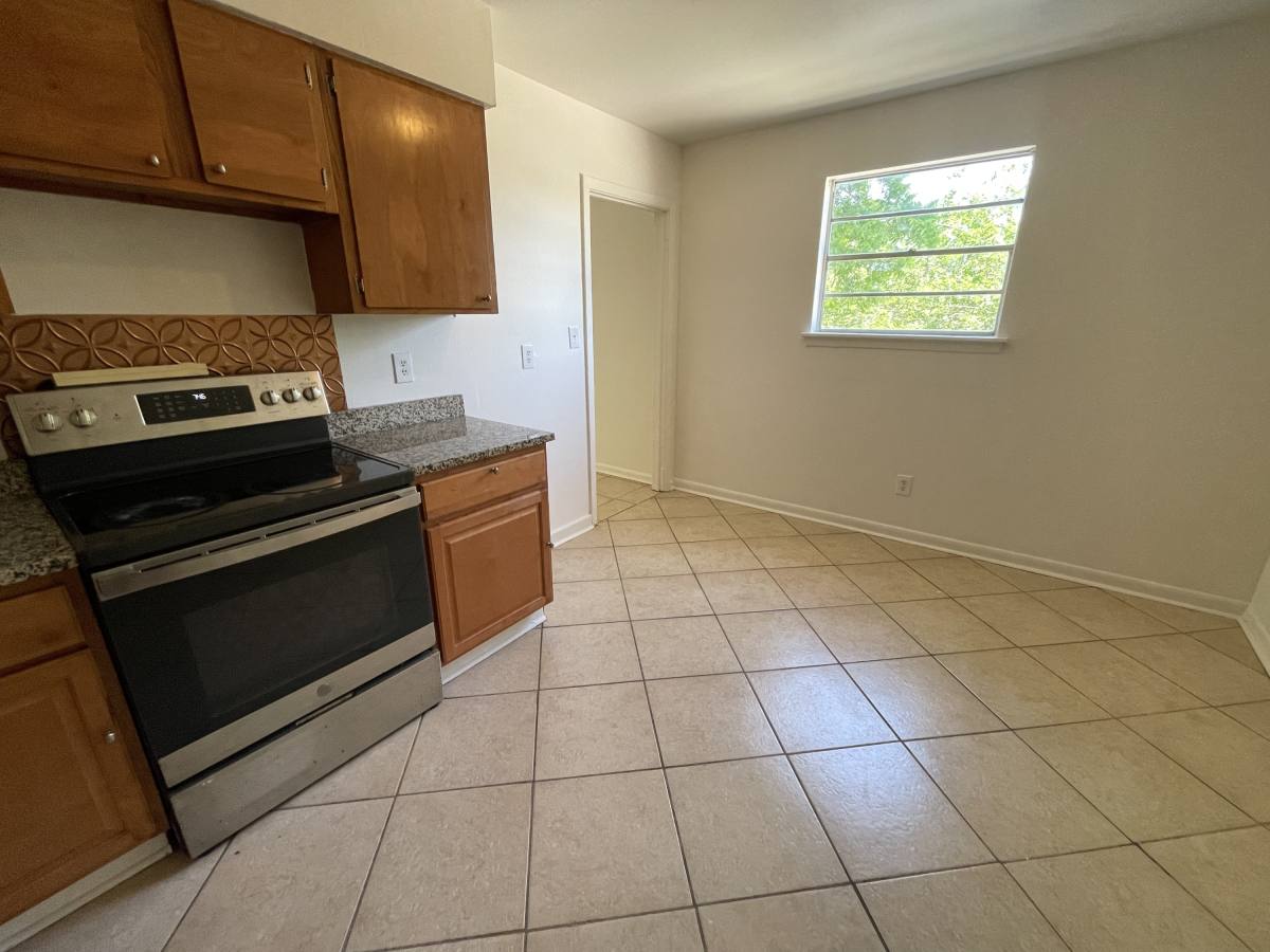 House for rent at 2429 Octavia Dr, Chalmette, LA 70043