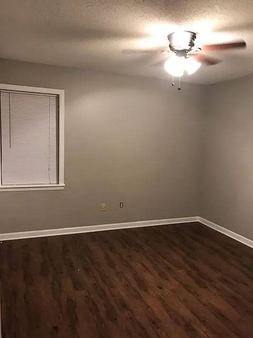 House for rent at 8495 Charleston Dr, Southaven, MS 38671