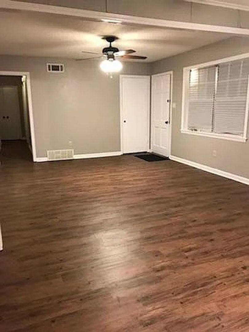 House for rent at 8495 Charleston Dr, Southaven, MS 38671