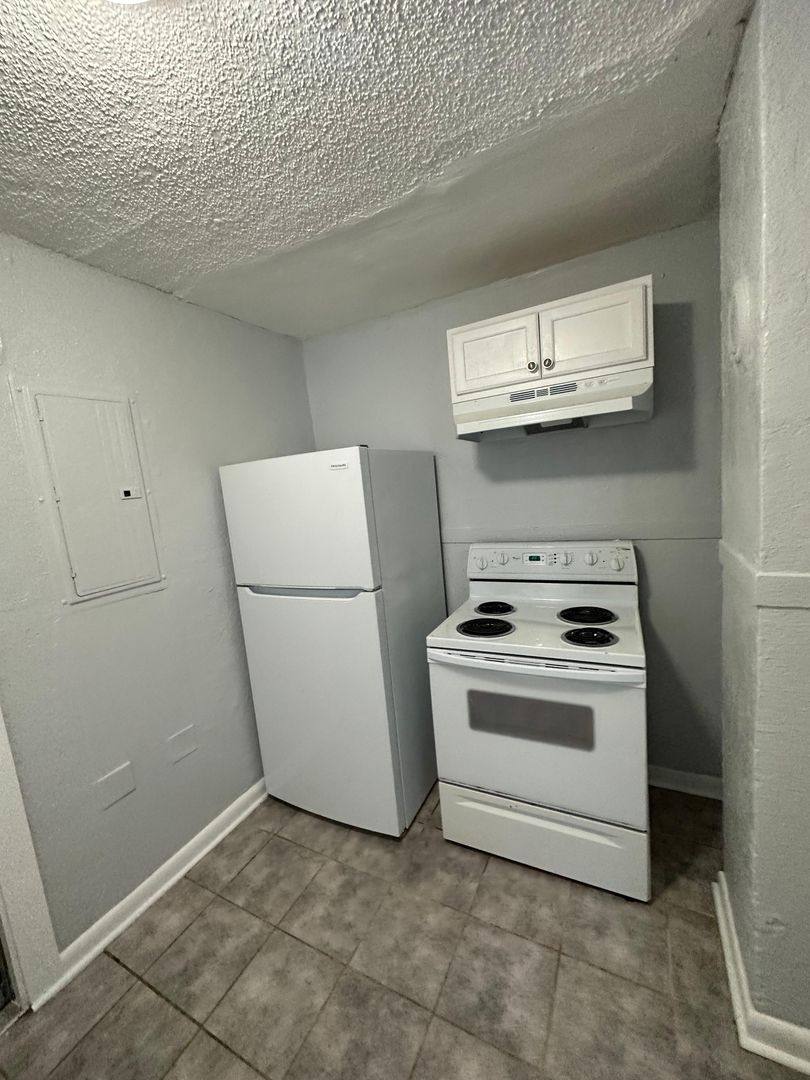 House for rent at 1359 W 20th St, Jacksonville, FL 32209