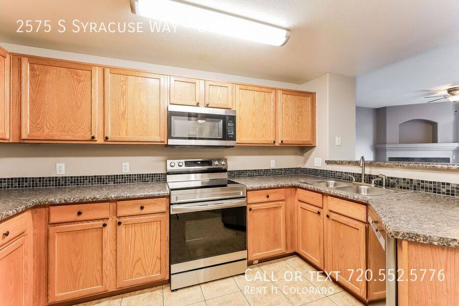 Condo for rent at 2575 S Syracuse Way #G105, Denver, CO 80231