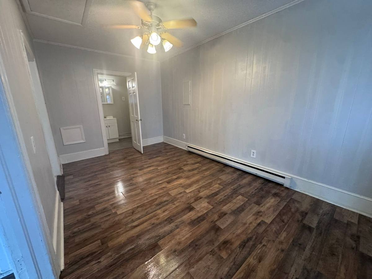 Apartment for rent at 510 S Magnolia Ave, Dunn, NC 28334