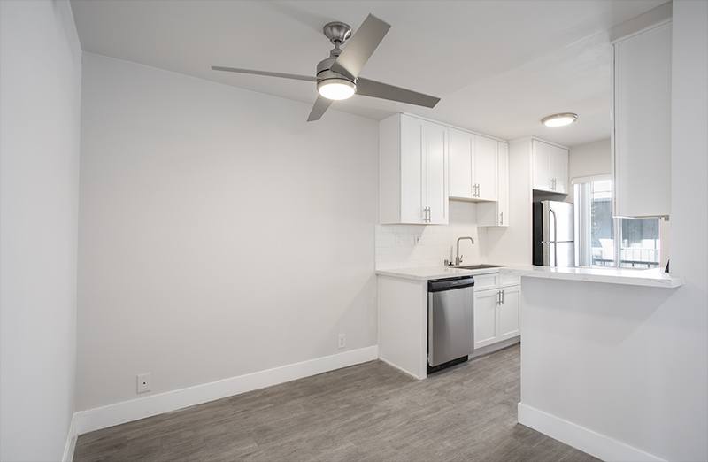 Apartment for rent at 2233 S Ridgeley Dr #303, Los Angeles, CA 90016