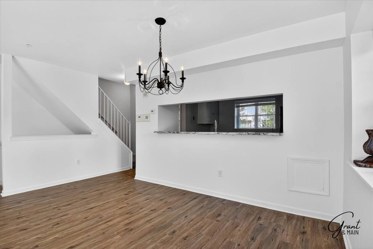 House for rent at 1348 Village Dr, Detroit, MI 48207