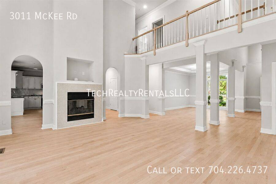 House for rent at 3011 McKee Rd, Charlotte, NC 28270