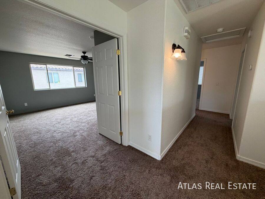 House for rent at 37 W Camino Rancho Palomas, Sahuarita, AZ 85629