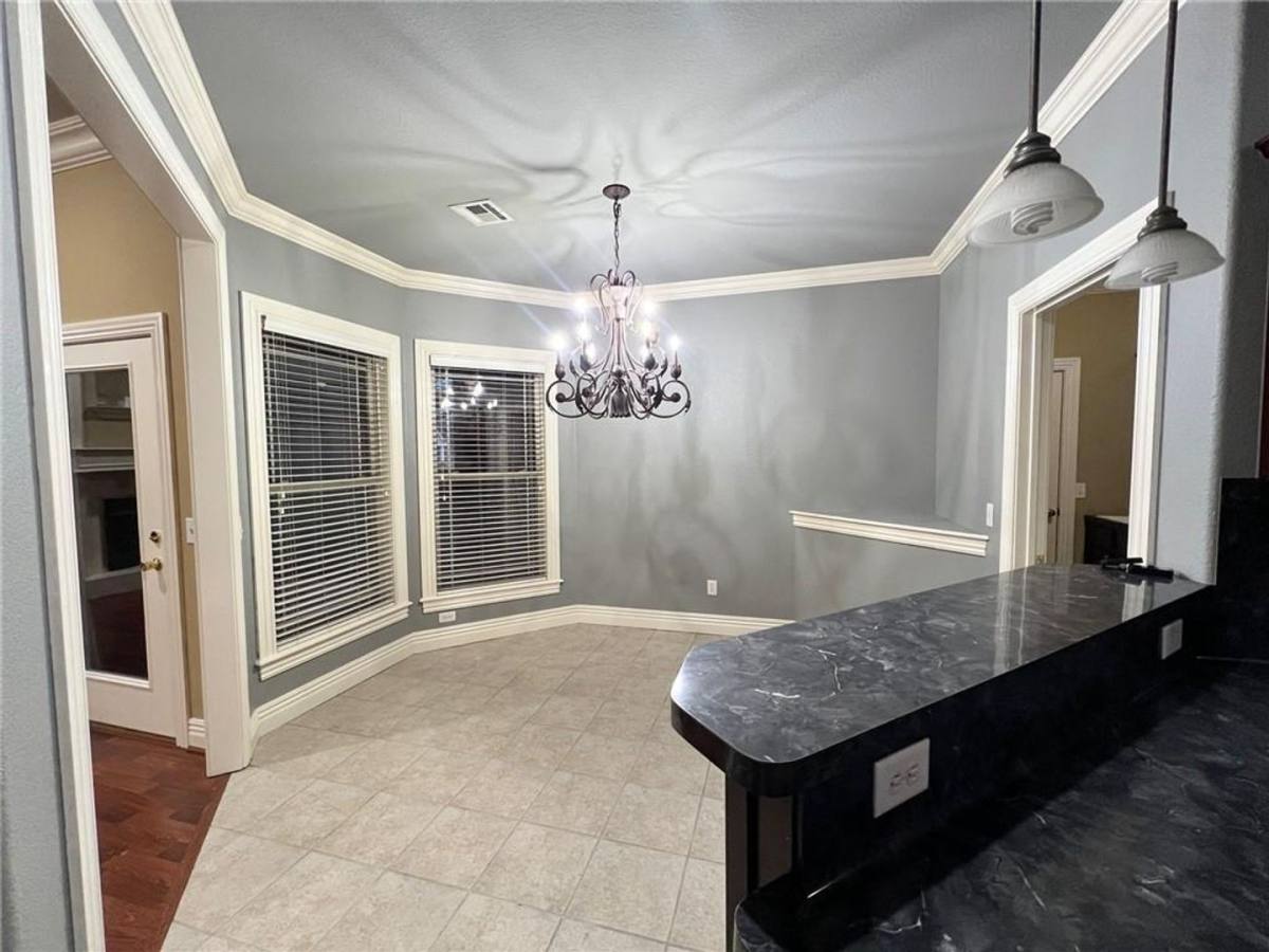 House for rent at 6517 N Tall Oaks Loop, Springdale, AR 72762