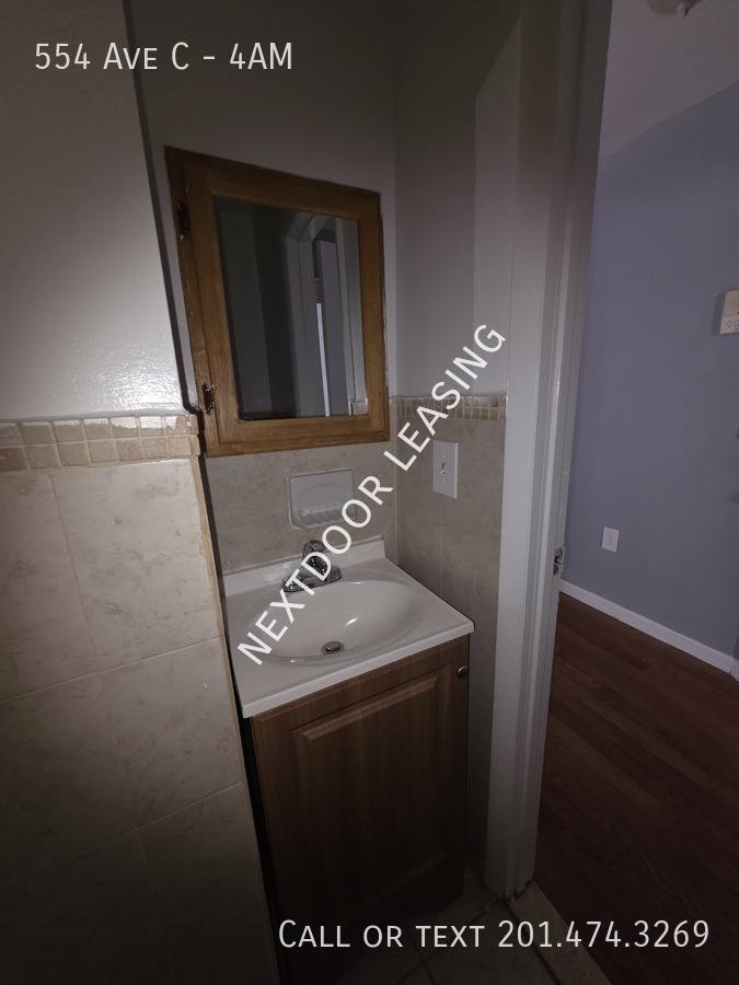 Apartment for rent at 554 Ave C #4AM, Bayonne, NJ 07002