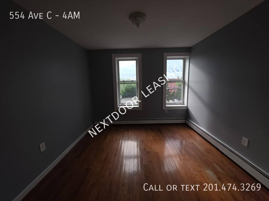 Apartment for rent at 554 Ave C #4AM, Bayonne, NJ 07002