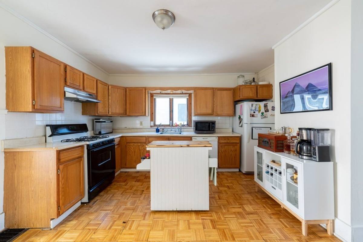 House for rent at 5 Village St #2, Somerville, MA 02143