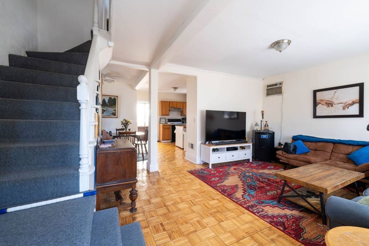 House for rent at 5 Village St #2, Somerville, MA 02143