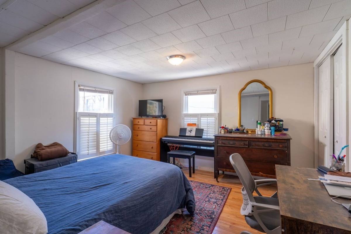 House for rent at 5 Village St #2, Somerville, MA 02143
