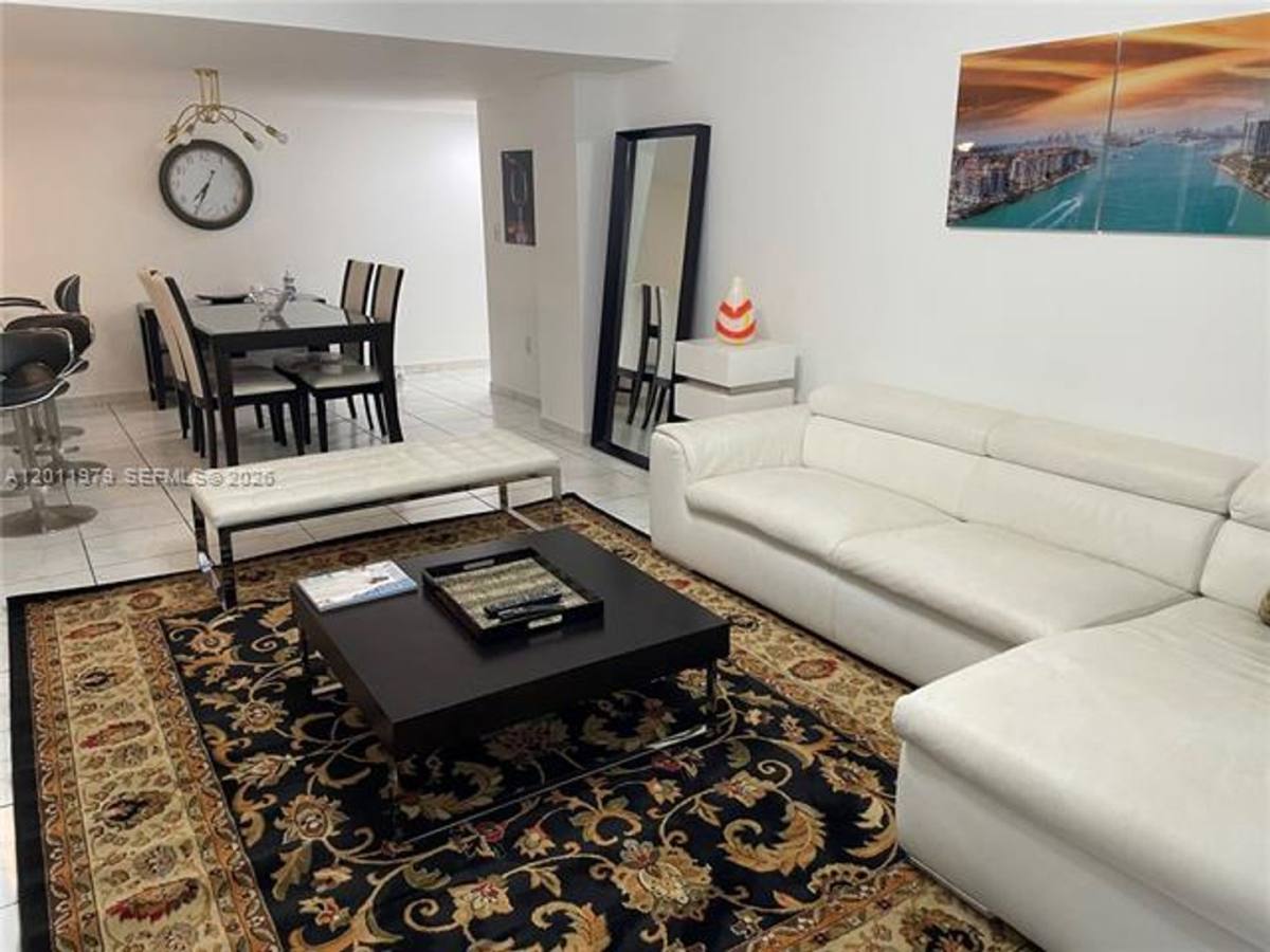 Condo for rent at 1621 Collins Ave, Miami Beach, FL 33139