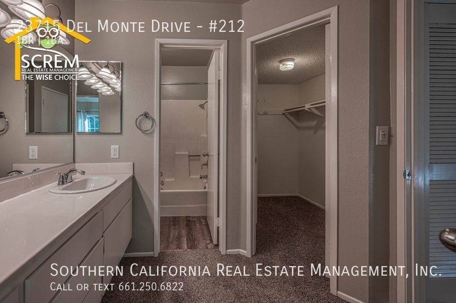 Condo for rent at 23715 Del Monte Dr #212, Valencia, CA 91355