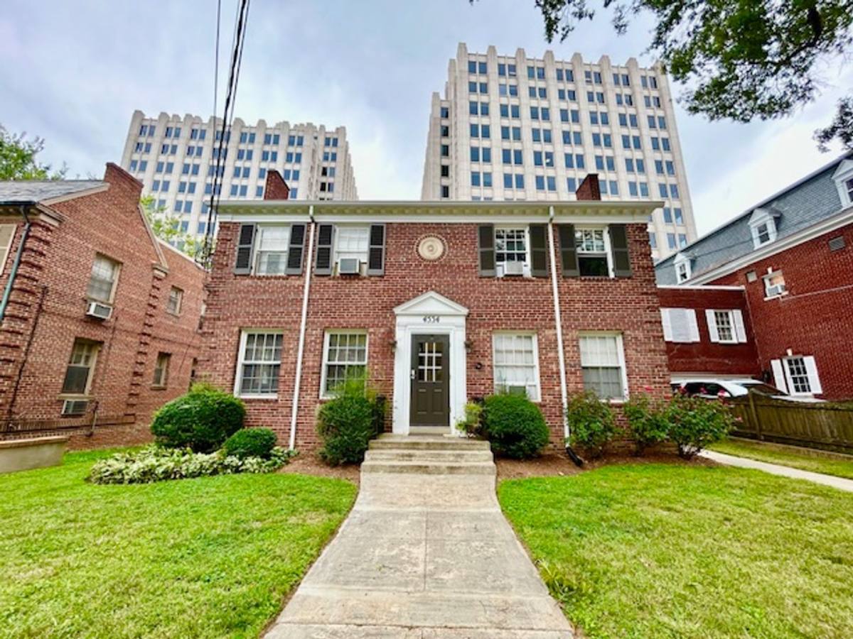 Apartment for rent at 4534 Avondale St, Bethesda, MD 20814