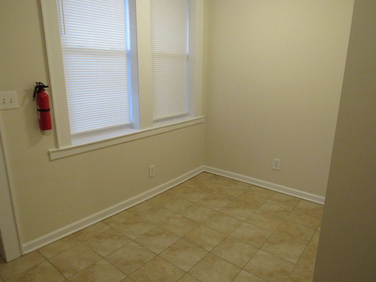 Apartment for rent at 93 Pine St, Montclair, NJ 07042