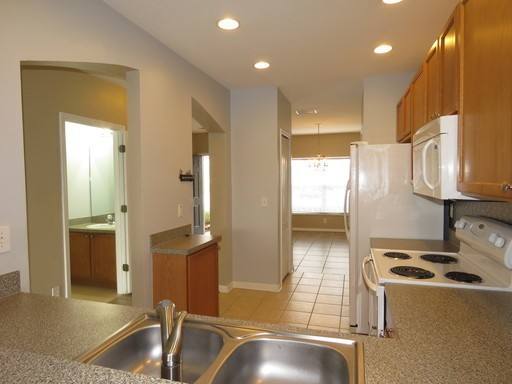 Townhouse for rent at 12315 Foxmoor Peak Dr, Riverview, FL 33579