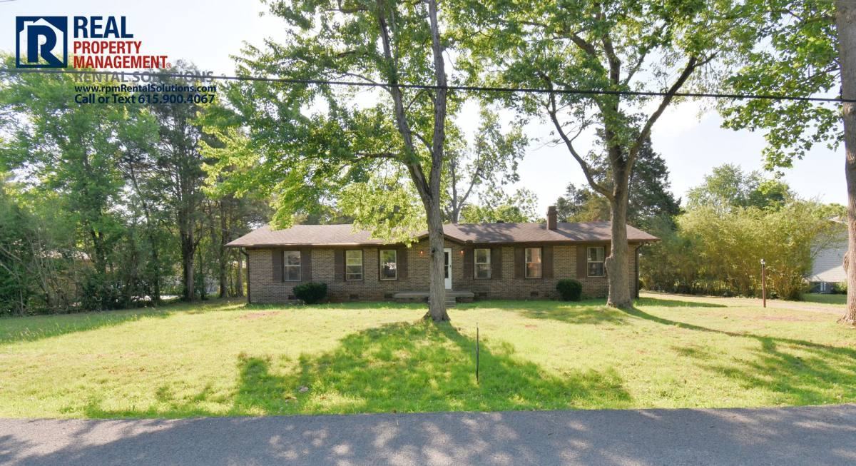 House for rent at 114 McFarlin Rd, Murfreesboro, TN 37130